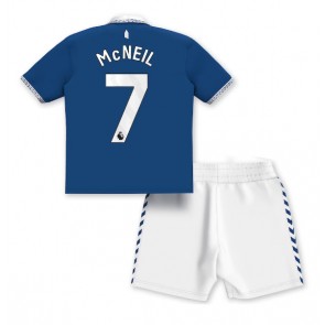 Everton Dwight McNeil #7 Replika Babytøj Hjemmebanesæt Børn 2023-24 Kortærmet (+ Korte bukser)